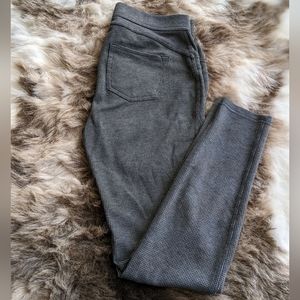 Vera Wang skinny houndstooth pants